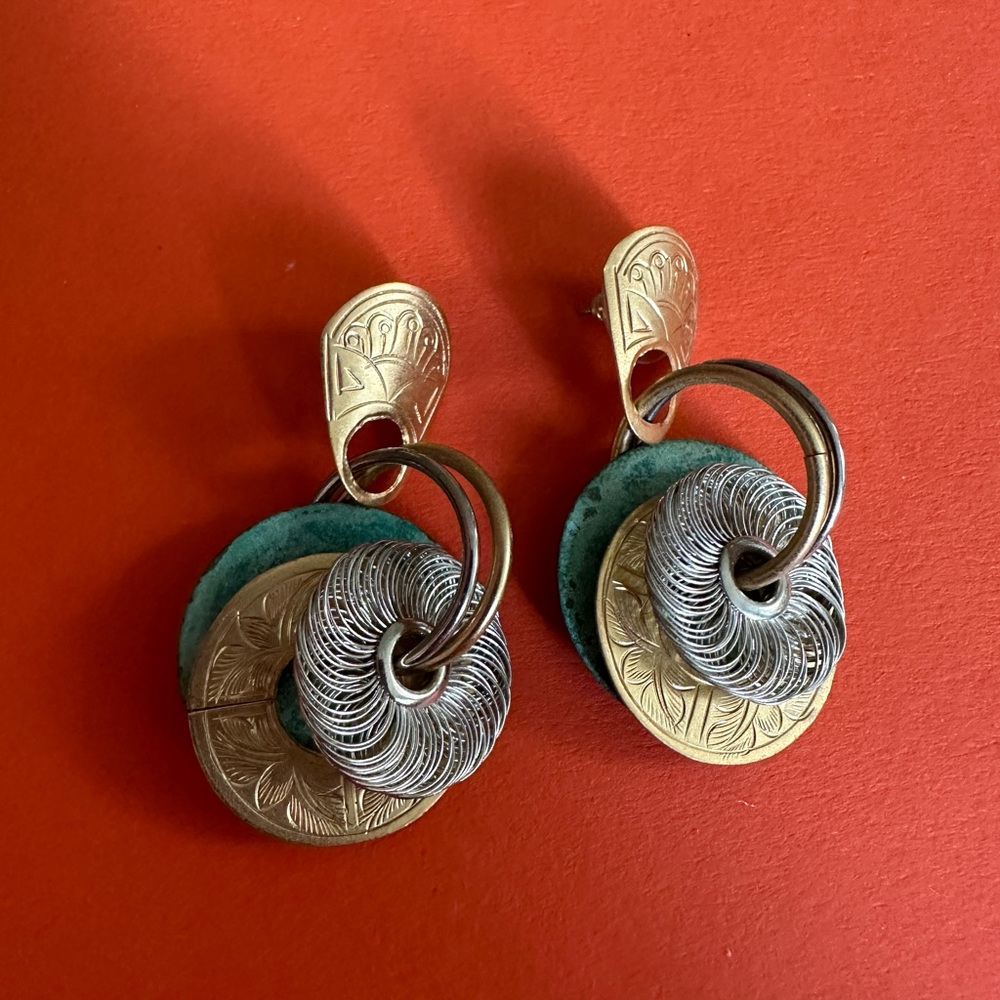 90s‎ circular drop earrings